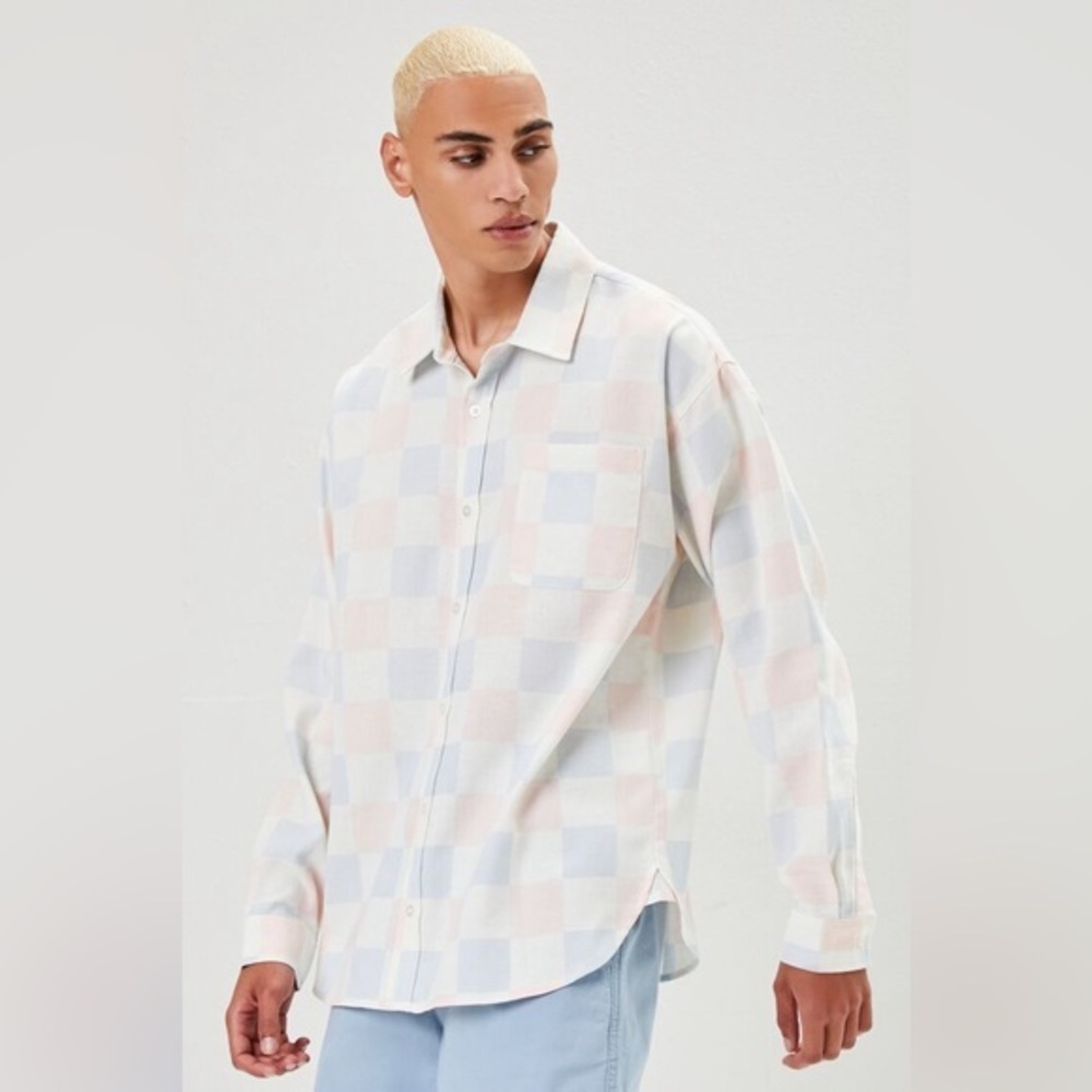 Forever 21 men’s checker button front shirt pink, blue, white - size large NWOT